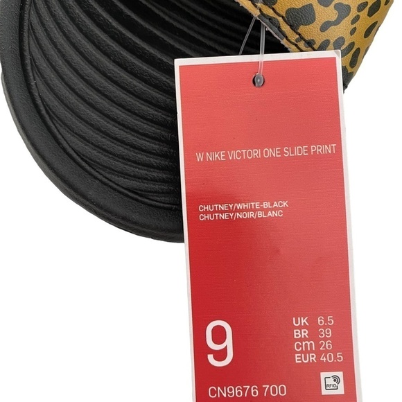 NWOB Nike Women’s Victori One Slide Animal Print Sz 9 - Picture 10 of 10